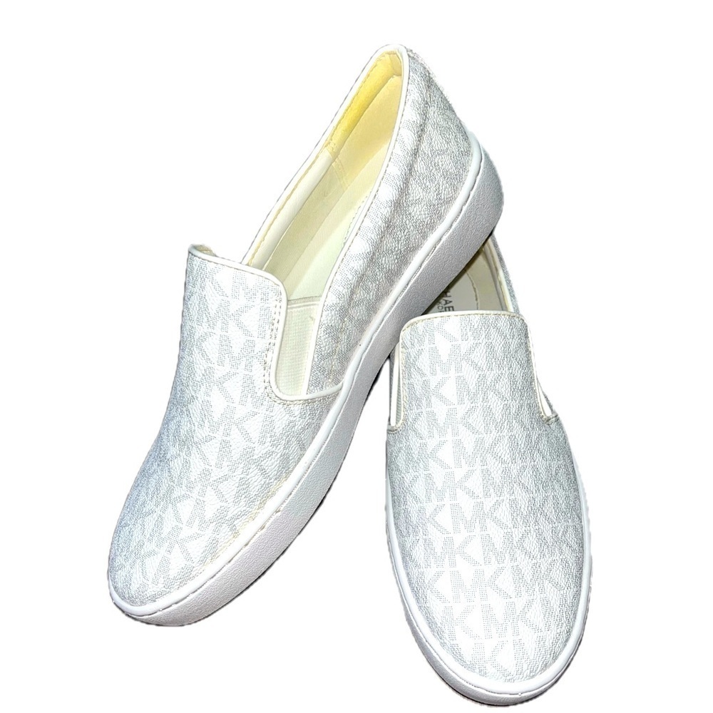 MICHAEL Michael Kors Teddi Signature Logo Slip-On Sneaker,Bright White,Size 6.5M
